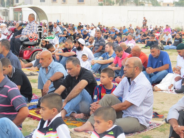 فيديو: فضيلةالشيخ عبدالله نمر درويش في خطبة عيد الفطر  :شعب غزة لن يقبل المساومة على حريته واستقلاله ...